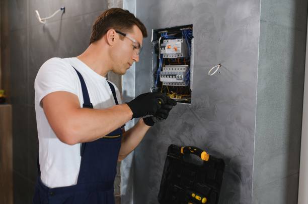 Best Circuit Breaker Repair  in Minneapolis, MN