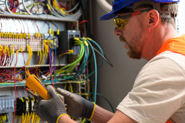 Best Electrical Contractors for Businesses  in Minneapolis, MN